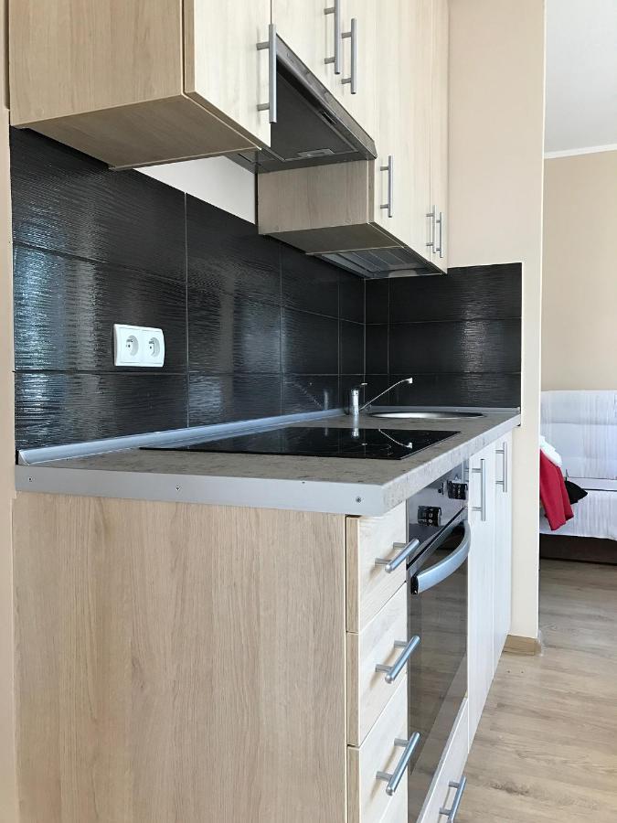 Plazowa Klatka 5P Apartament 5 Pietro I Рови Екстериор снимка