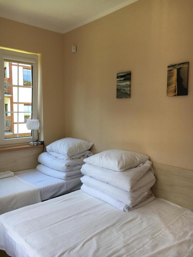 Plazowa Klatka 5P Apartament 5 Pietro I Рови Екстериор снимка